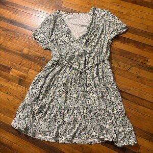 No Boundaries XL Green Floral Faux Wrap Tiered Dress